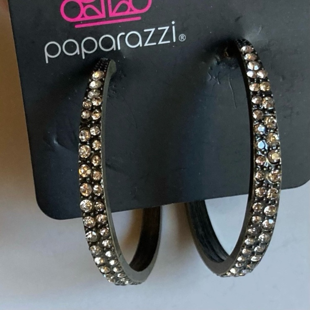 NWT Burnished Brass Rhinestone Hoop Earrings - Picture 4 of 14